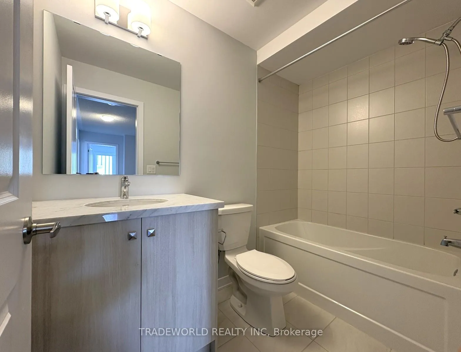 Photo 20 of 99 Anna Russell Way, Markham, Unionville — HOMEH