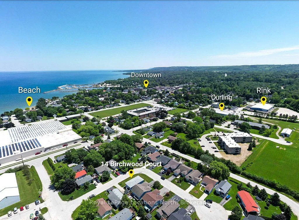Photo 2 of 14 Birchwood Court, Meaford — HOMEH