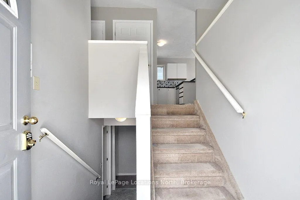 Photo 14 of 14 Birchwood Court, Meaford — HOMEH