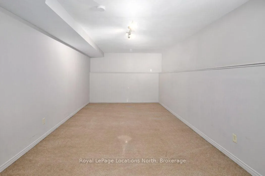Photo 17 of 14 Birchwood Court, Meaford — HOMEH