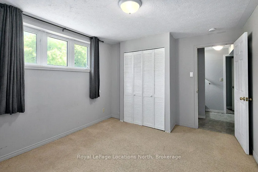 Photo 18 of 14 Birchwood Court, Meaford — HOMEH