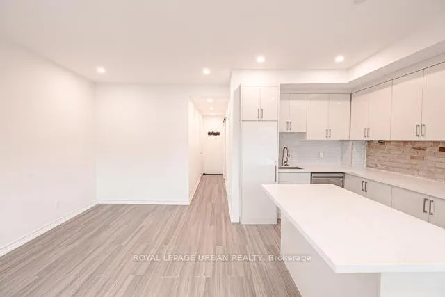 Photo 5 of Unit 3, 991 Queen Street E, Toronto, South Riverdale — HOMEH