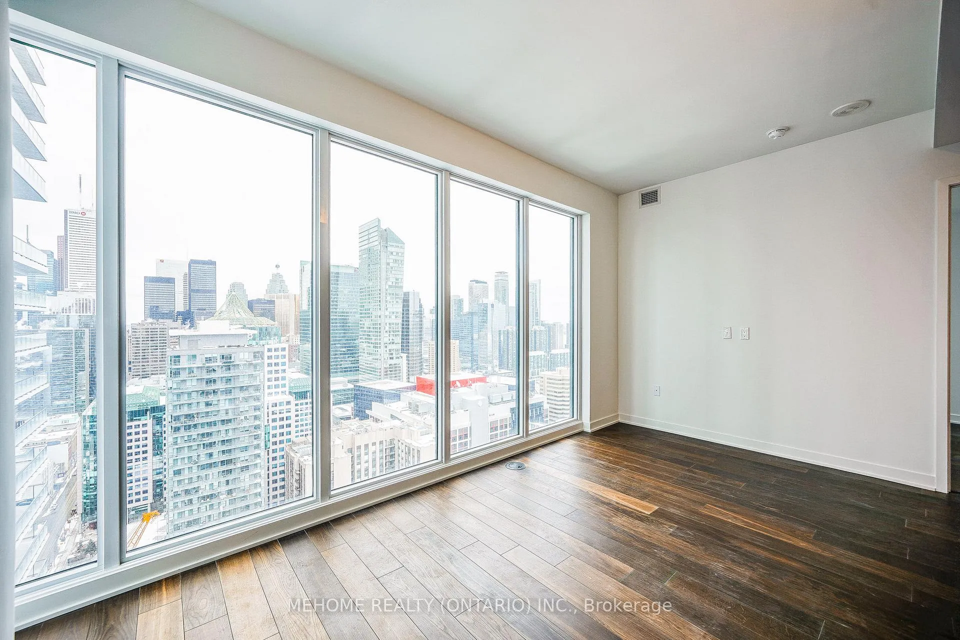 Photo 7 of Unit 4215, 115 Blue Jays Way, Toronto, Waterfront Communities — HOMEH