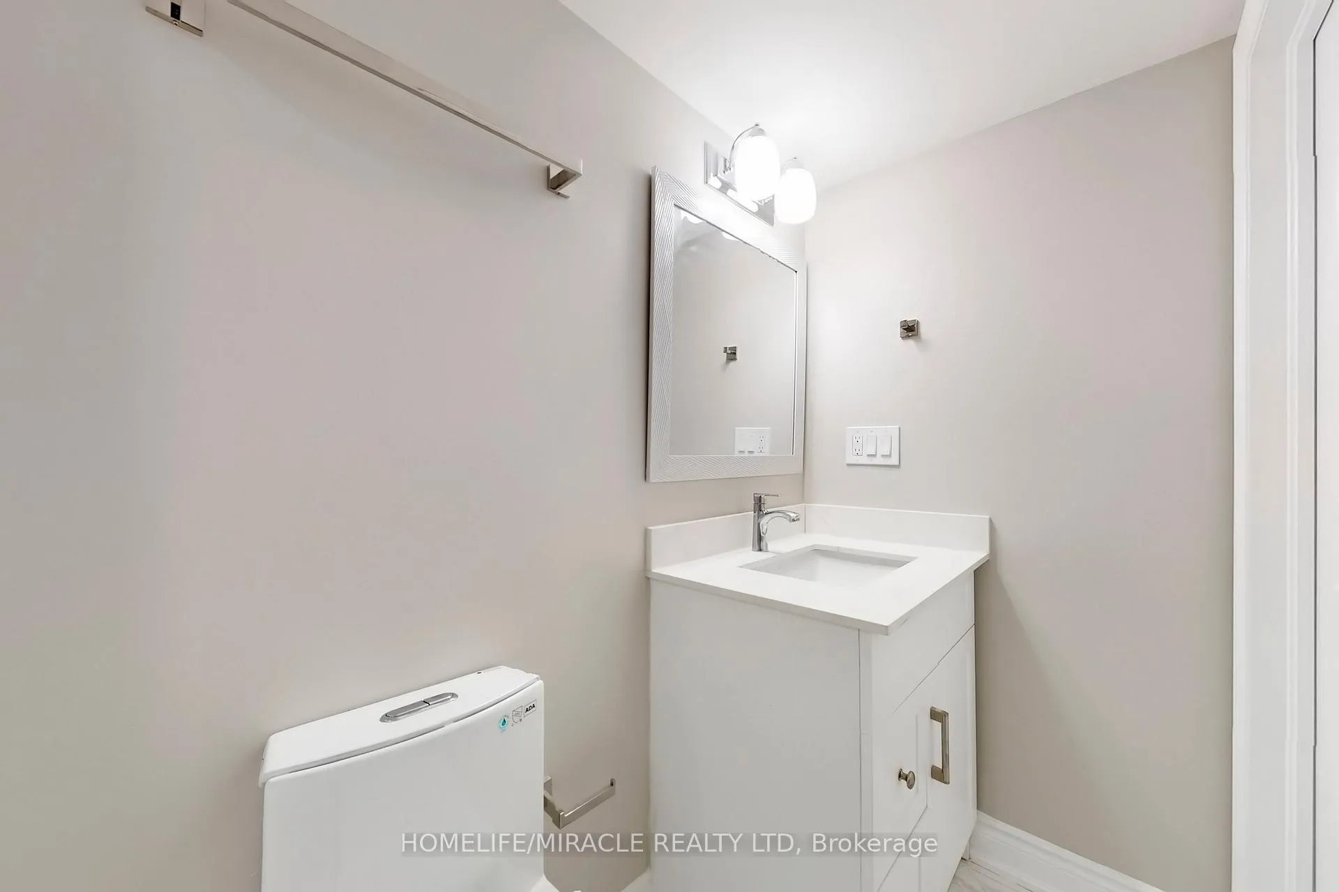 Photo 16 of Unit Bsmnt, 328 Dalgleish Gardens, Milton, Scott — HOMEH