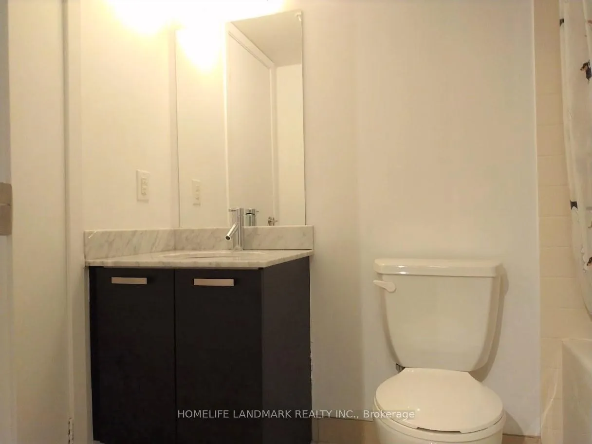 Photo 5 of Unit LPH17, 36 Lisgar Street, Toronto, Little Portugal — HOMEH