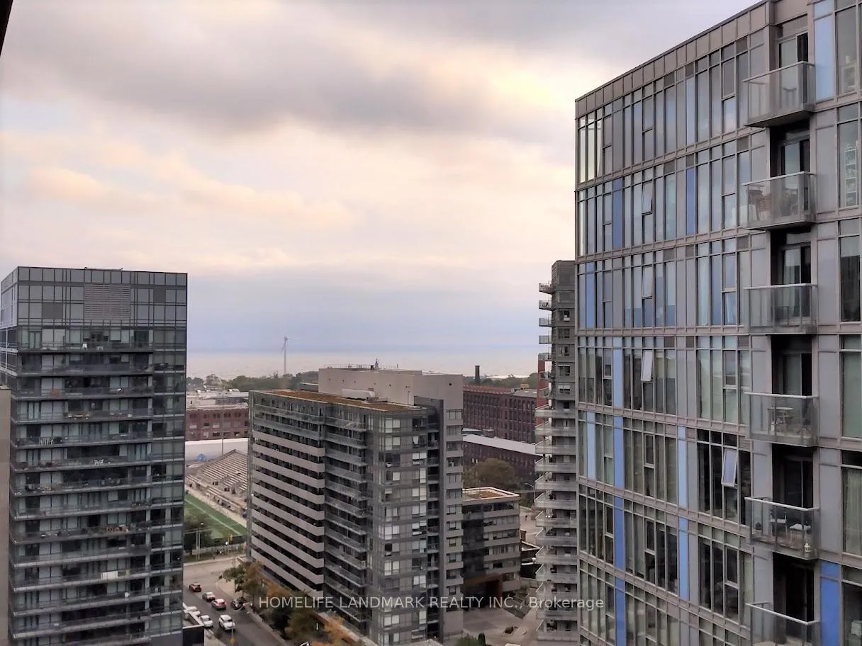 Photo 15 of Unit LPH17, 36 Lisgar Street, Toronto, Little Portugal — HOMEH