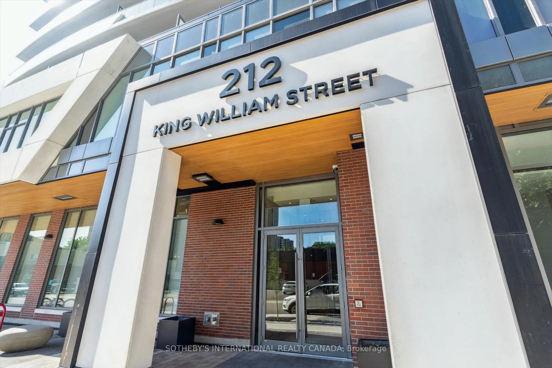 Photo 2 of Unit 403, 212 King William Street, Hamilton, Beasley — HOMEH