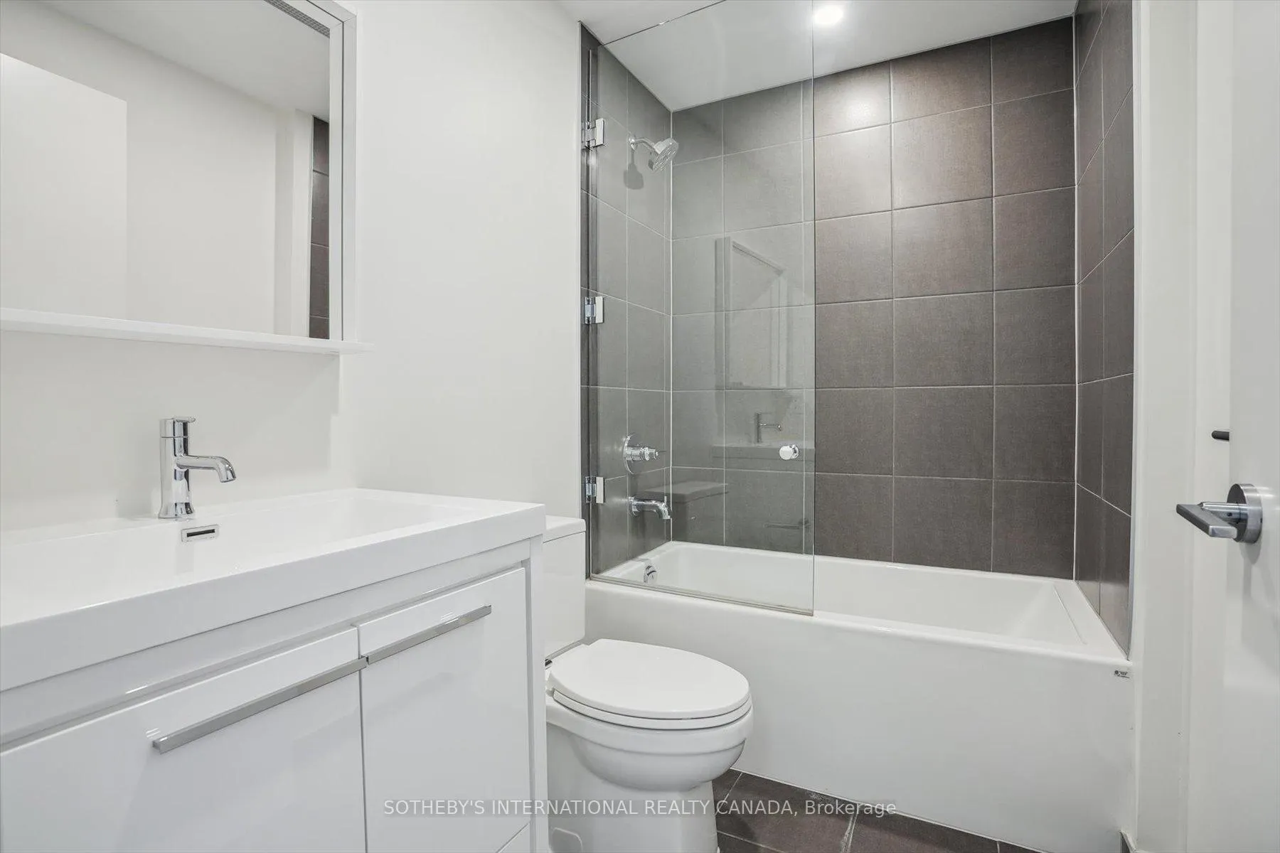 Photo 15 of Unit 403, 212 King William Street, Hamilton, Beasley — HOMEH
