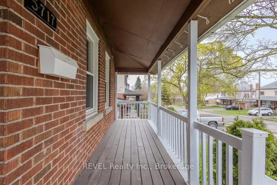 Photo 2 of 5717 Lowell Avenue, Niagara Falls, Hospital — HOMEH
