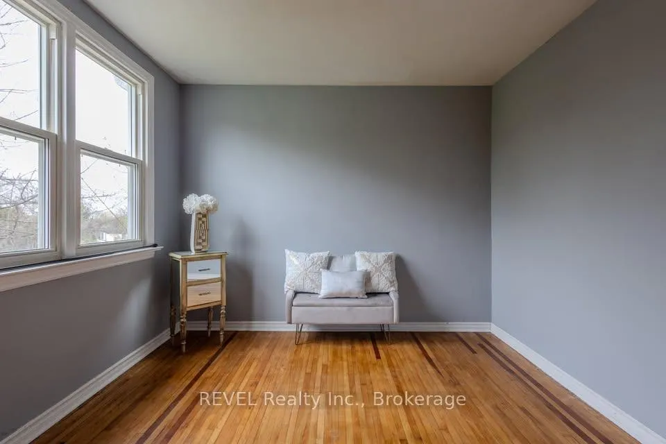 Photo 21 of 5717 Lowell Avenue, Niagara Falls, Hospital — HOMEH