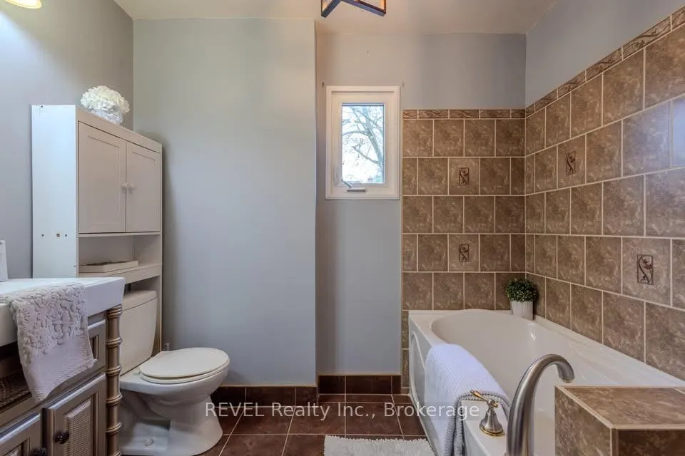 Photo 22 of 5717 Lowell Avenue, Niagara Falls, Hospital — HOMEH