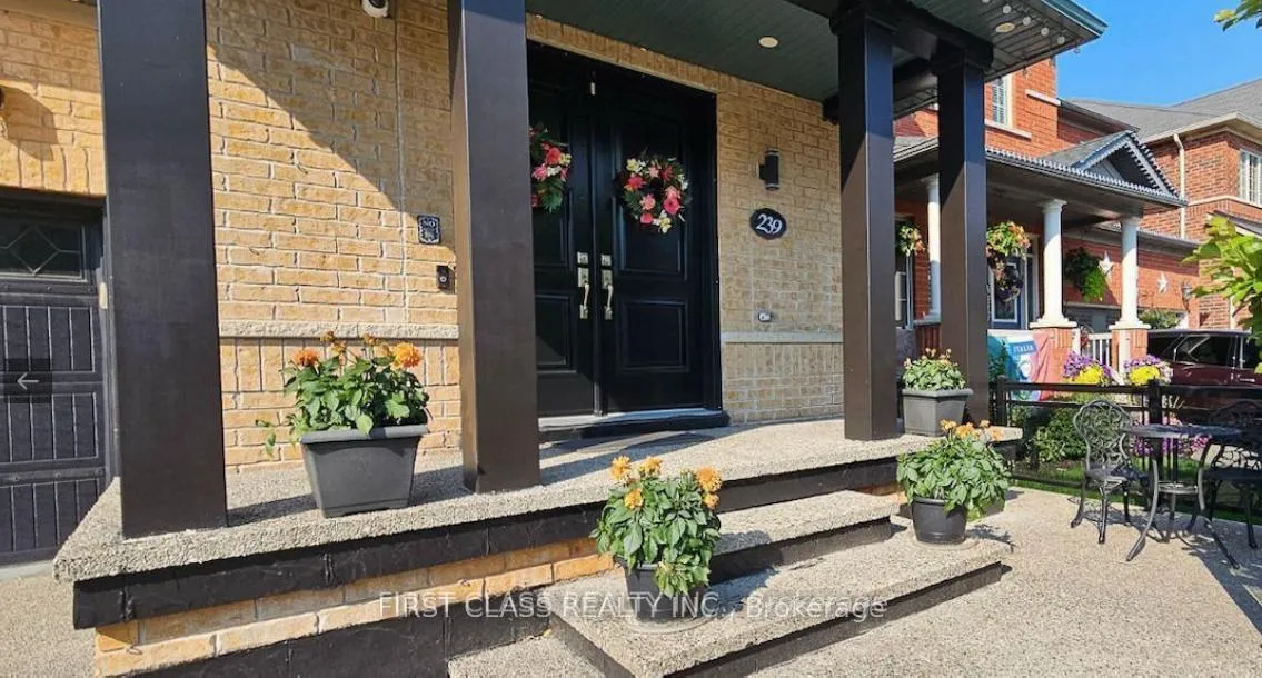 Photo 2 of 239 Dalgleish Gardens, Milton, Scott — HOMEH