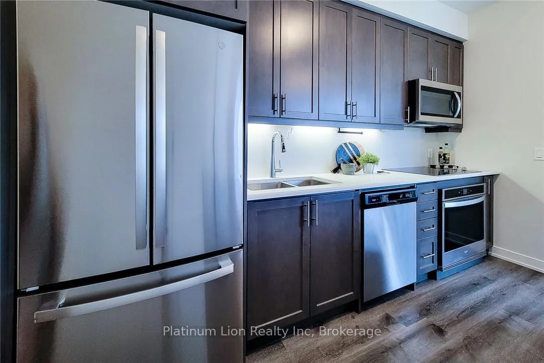Photo 15 of Unit 218, 600 North Service Road, Hamilton, Stoney Creek — HOMEH