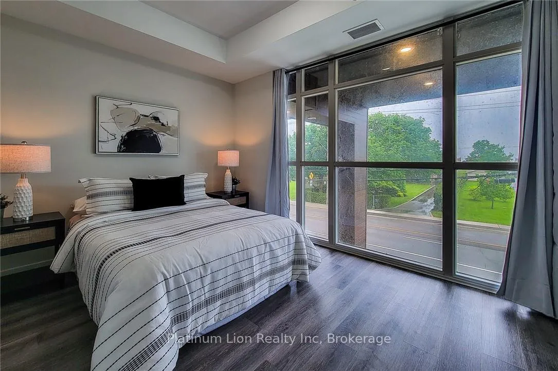 Photo 20 of Unit 218, 600 North Service Road, Hamilton, Stoney Creek — HOMEH