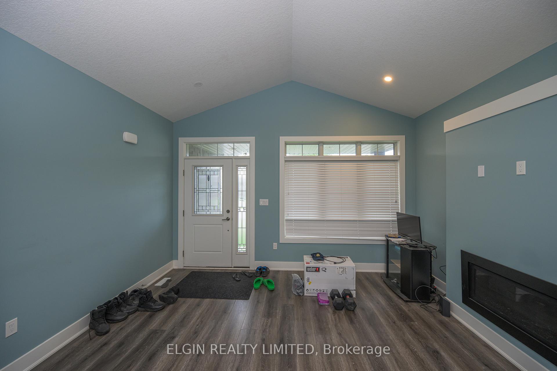 Photo 2 of 36 Freeman Lane, Central Elgin, Rural Central Elgin — HOMEH