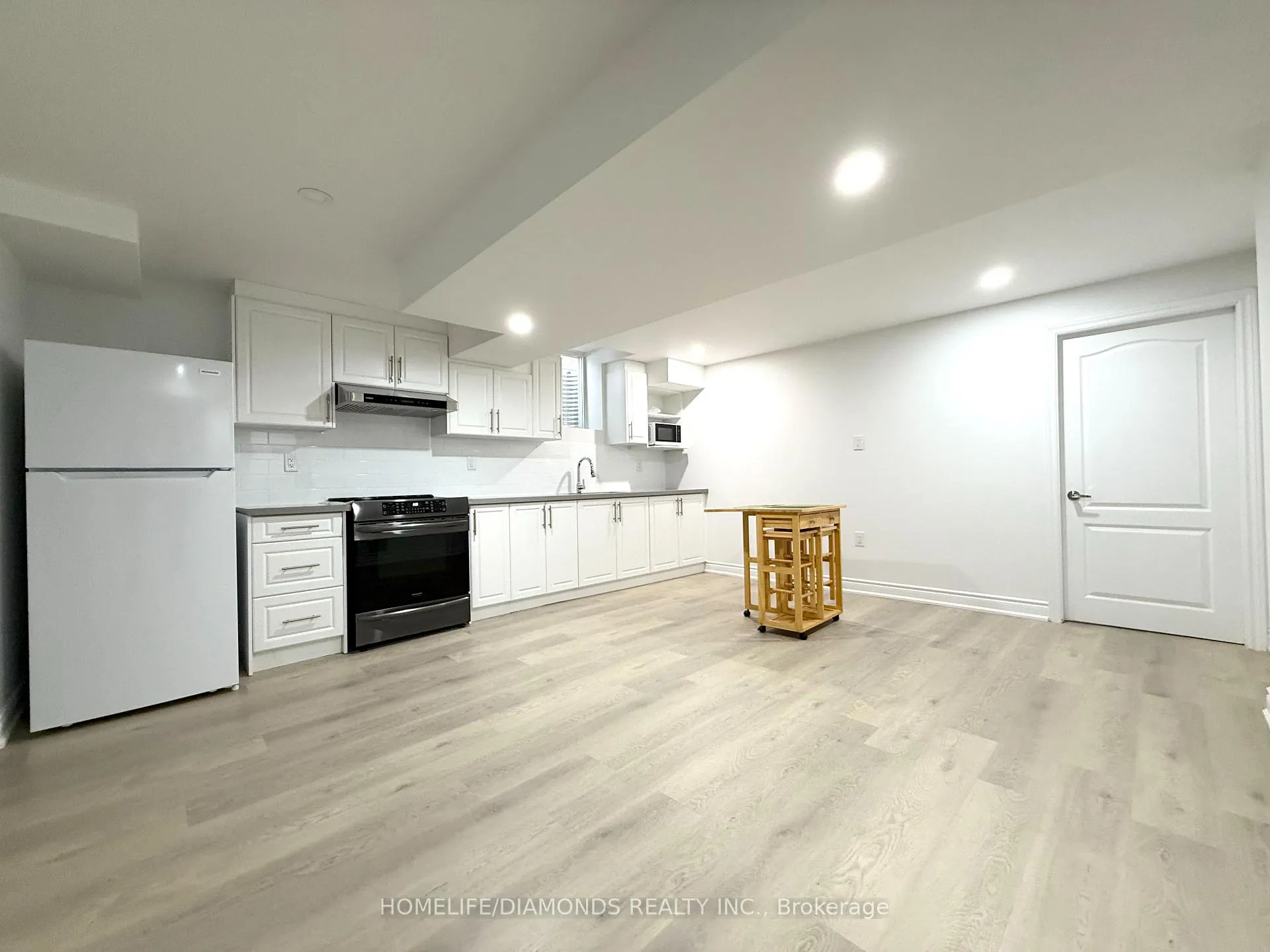 Photo 2 of Unit BSMT, 131 Crow Street, Welland, Coyle Creek — HOMEH