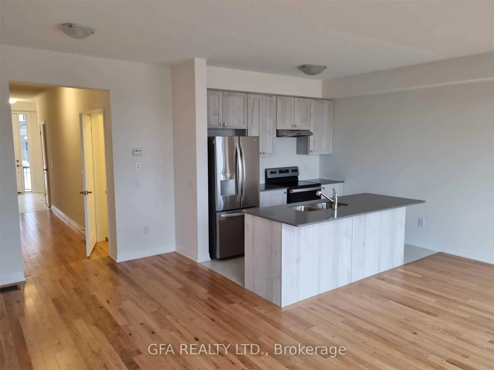 Photo 4 of 263 Provident Way, Hamilton, Mount Hope — HOMEH