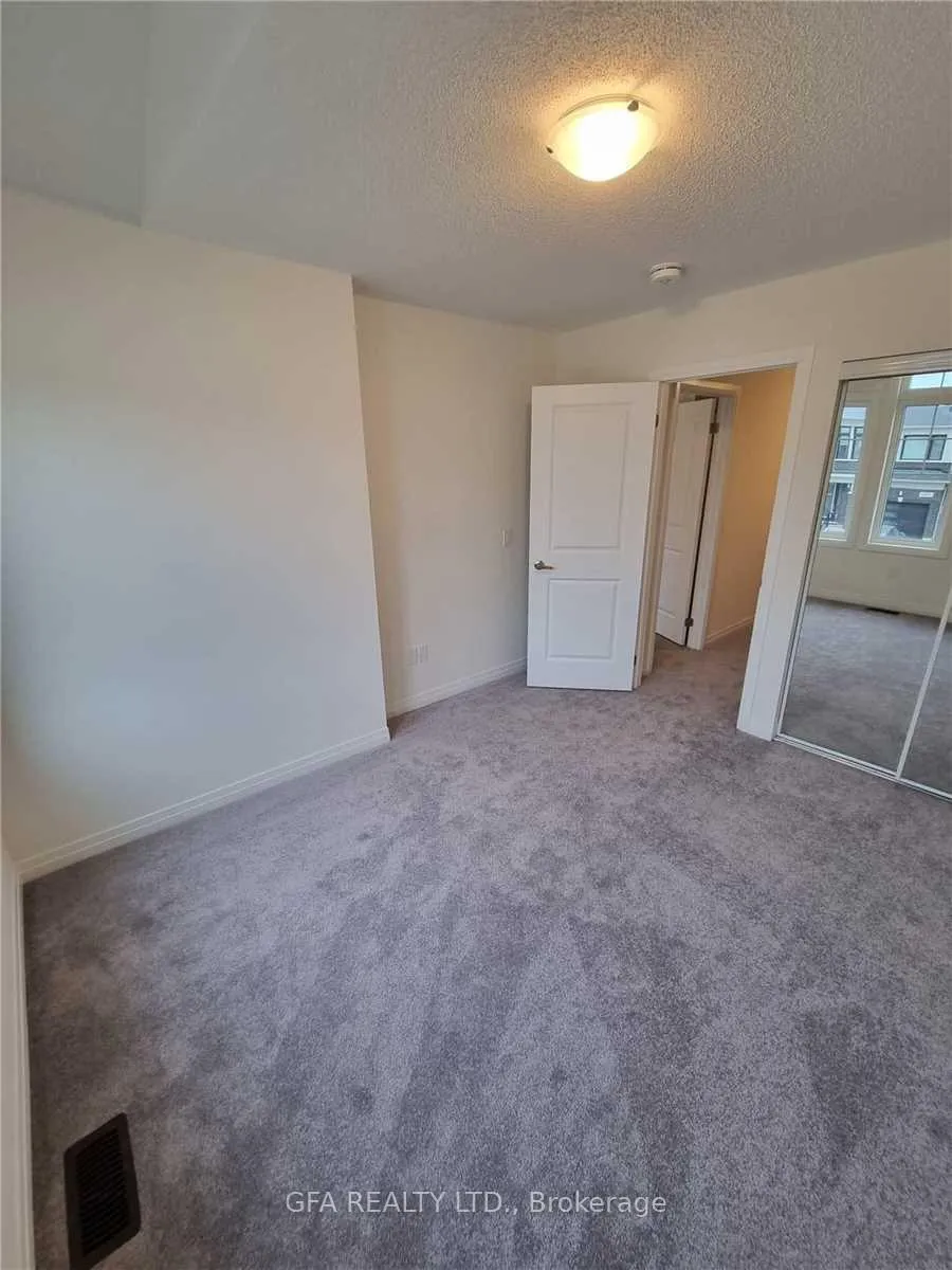 Photo 12 of 263 Provident Way, Hamilton, Mount Hope — HOMEH