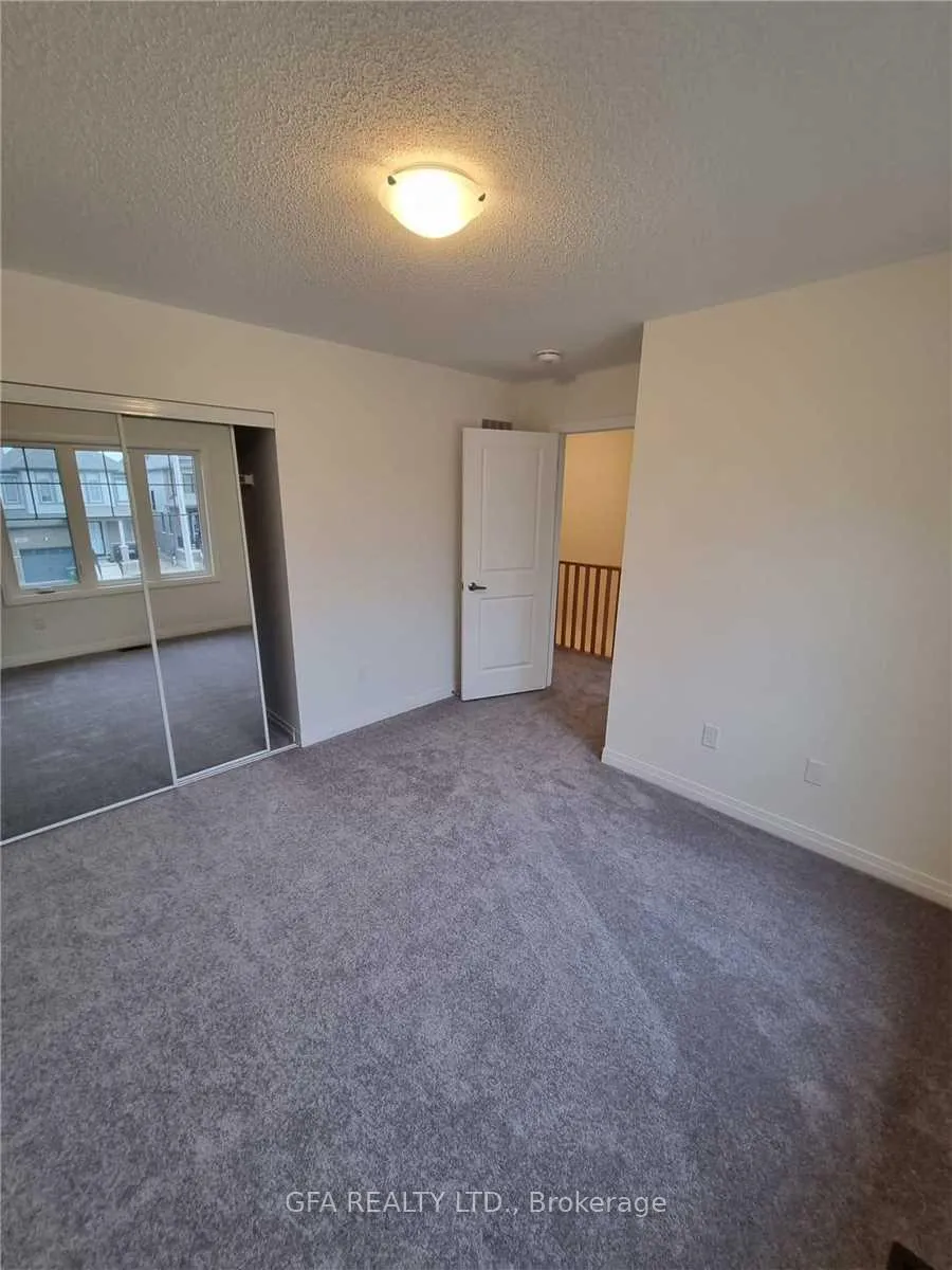 Photo 14 of 263 Provident Way, Hamilton, Mount Hope — HOMEH