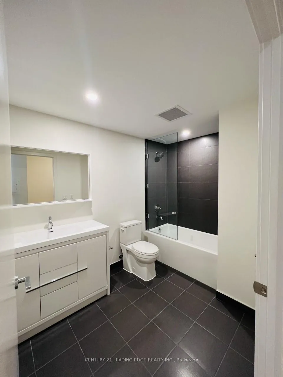 Photo 21 of Unit 718, 212 King William Street, Hamilton, Beasley — HOMEH
