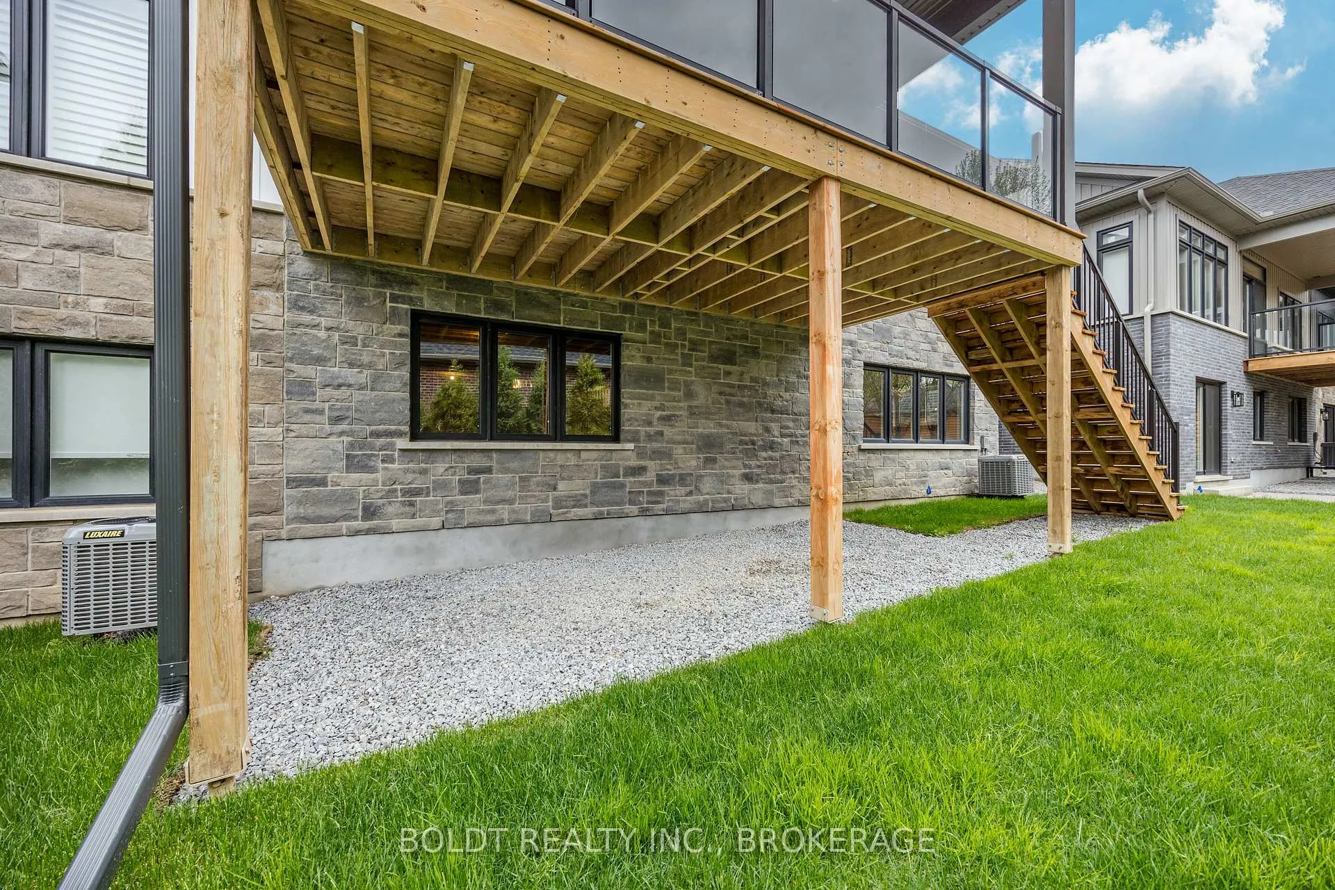 Photo 24 of Unit 5, 205 St. David's Road, Thorold, Confederation Heights — HOMEH