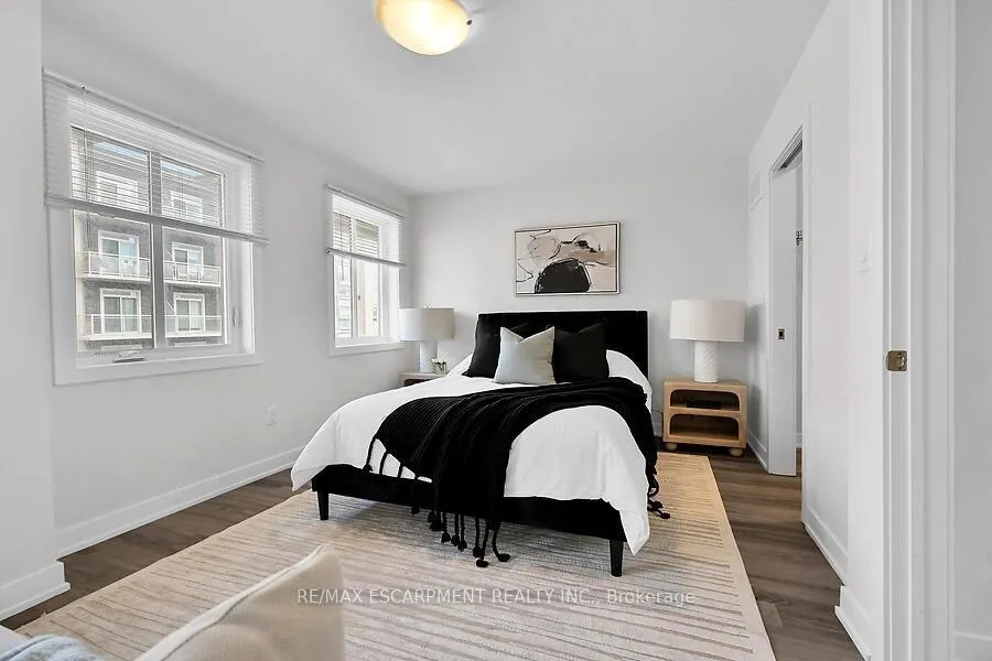 Photo 22 of 17 Markle Crescent, Hamilton, Ancaster — HOMEH