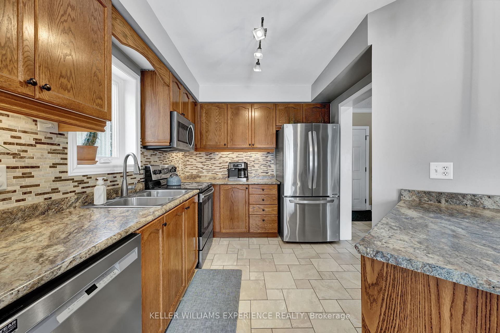Photo 11 of 82 Stonemount Crescent, Essa, Angus — HOMEH