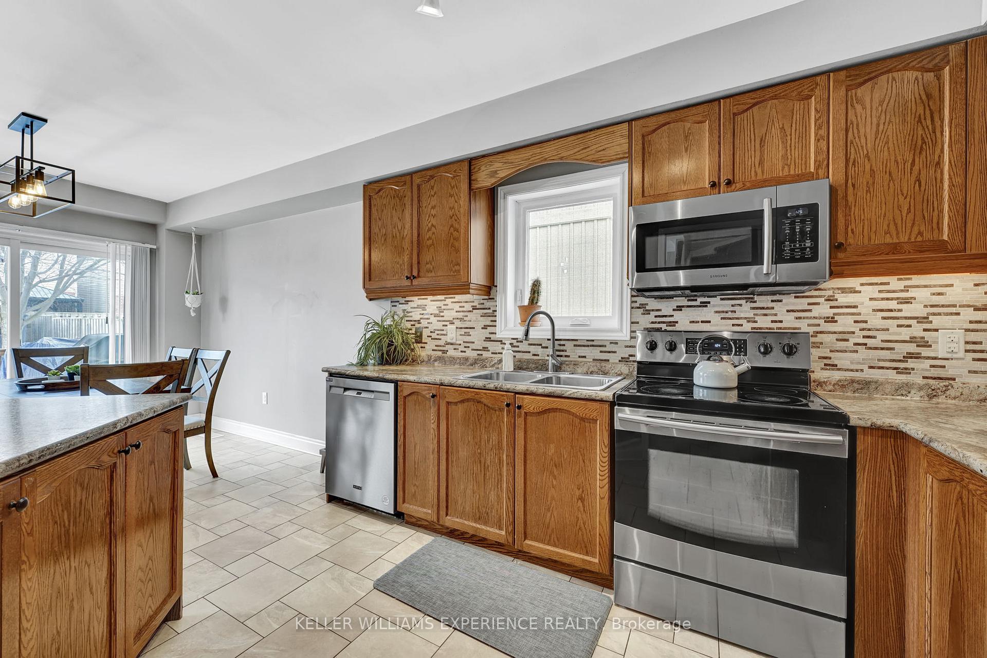 Photo 12 of 82 Stonemount Crescent, Essa, Angus — HOMEH
