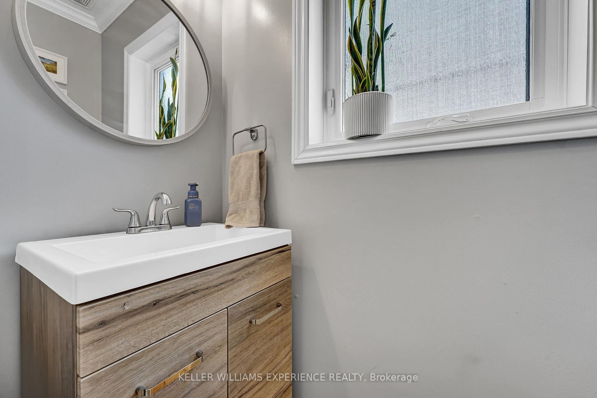 Photo 18 of 82 Stonemount Crescent, Essa, Angus — HOMEH