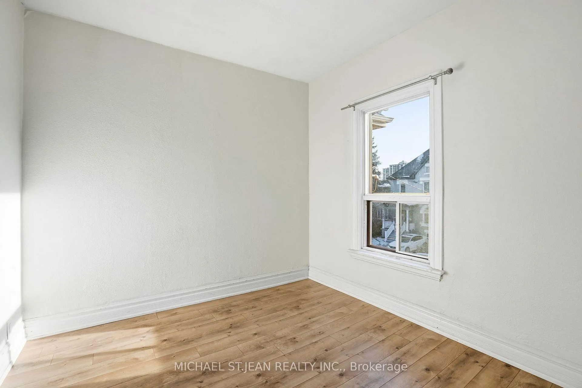 Photo 14 of Unit Upper, 26 Murray Street W, Hamilton, Central — HOMEH