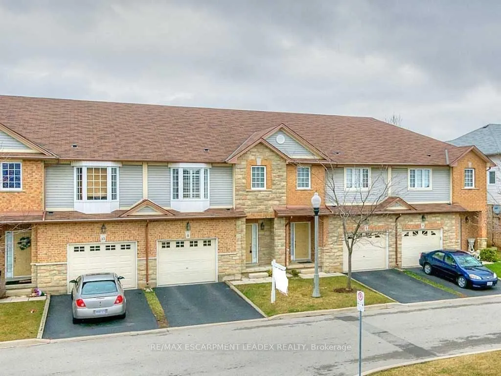 Photo 1 of Unit 9, 60 Cloverleaf Drive, Hamilton, Ancaster — HOMEH