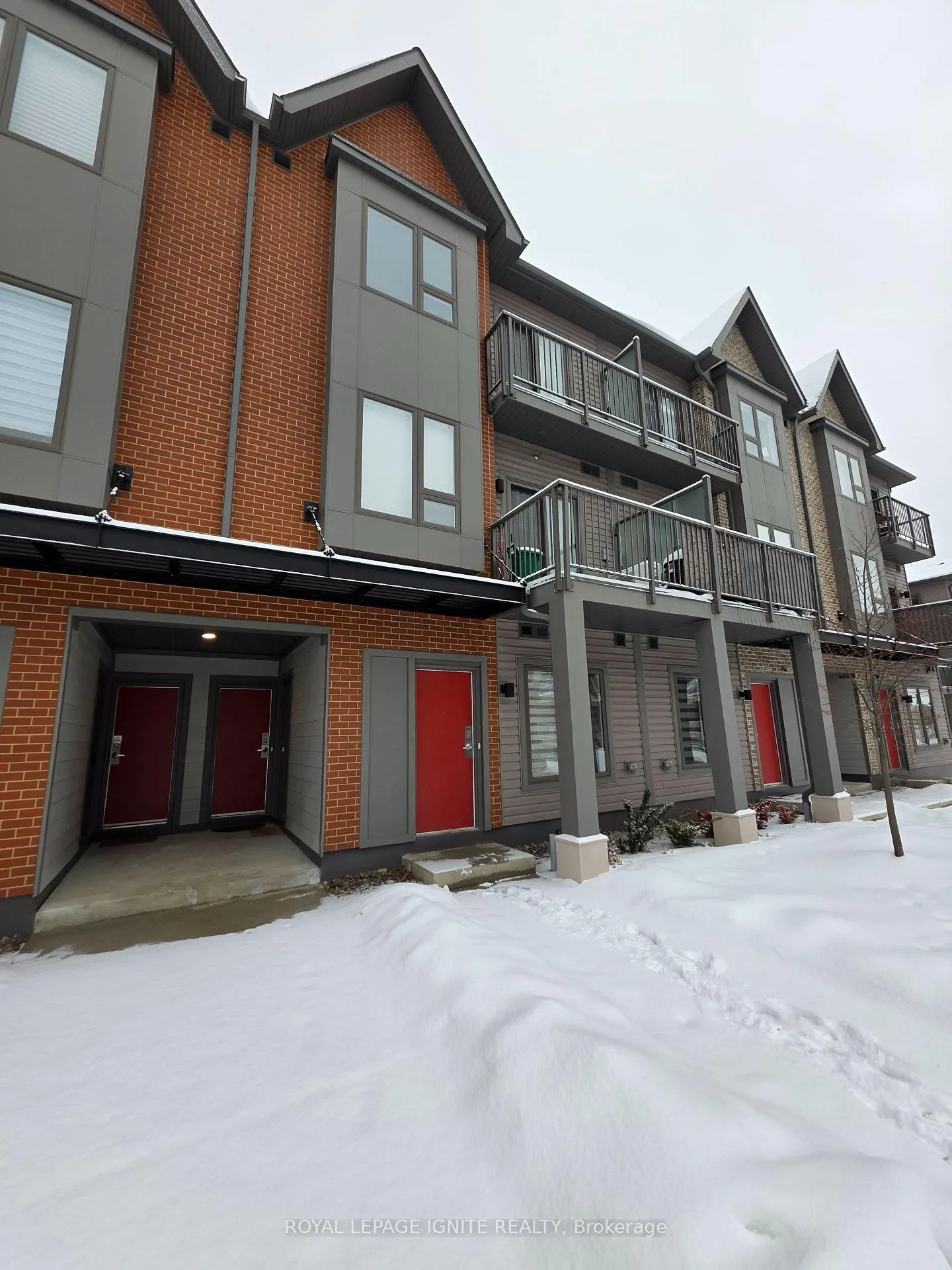 Photo 2 of Unit 409, 2635 William Jackson Drive, Pickering, Duffin Heights — HOMEH