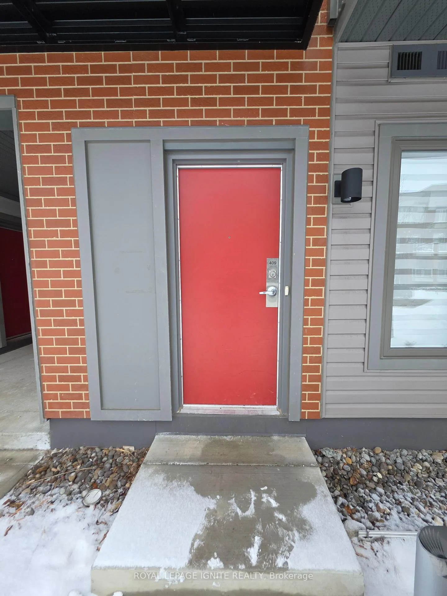 Photo 3 of Unit 409, 2635 William Jackson Drive, Pickering, Duffin Heights — HOMEH