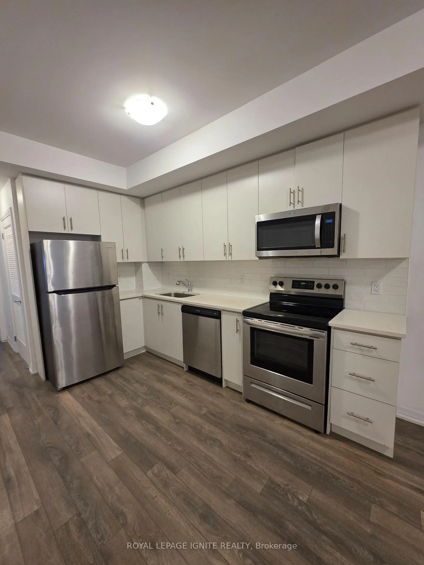 Photo 6 of Unit 409, 2635 William Jackson Drive, Pickering, Duffin Heights — HOMEH