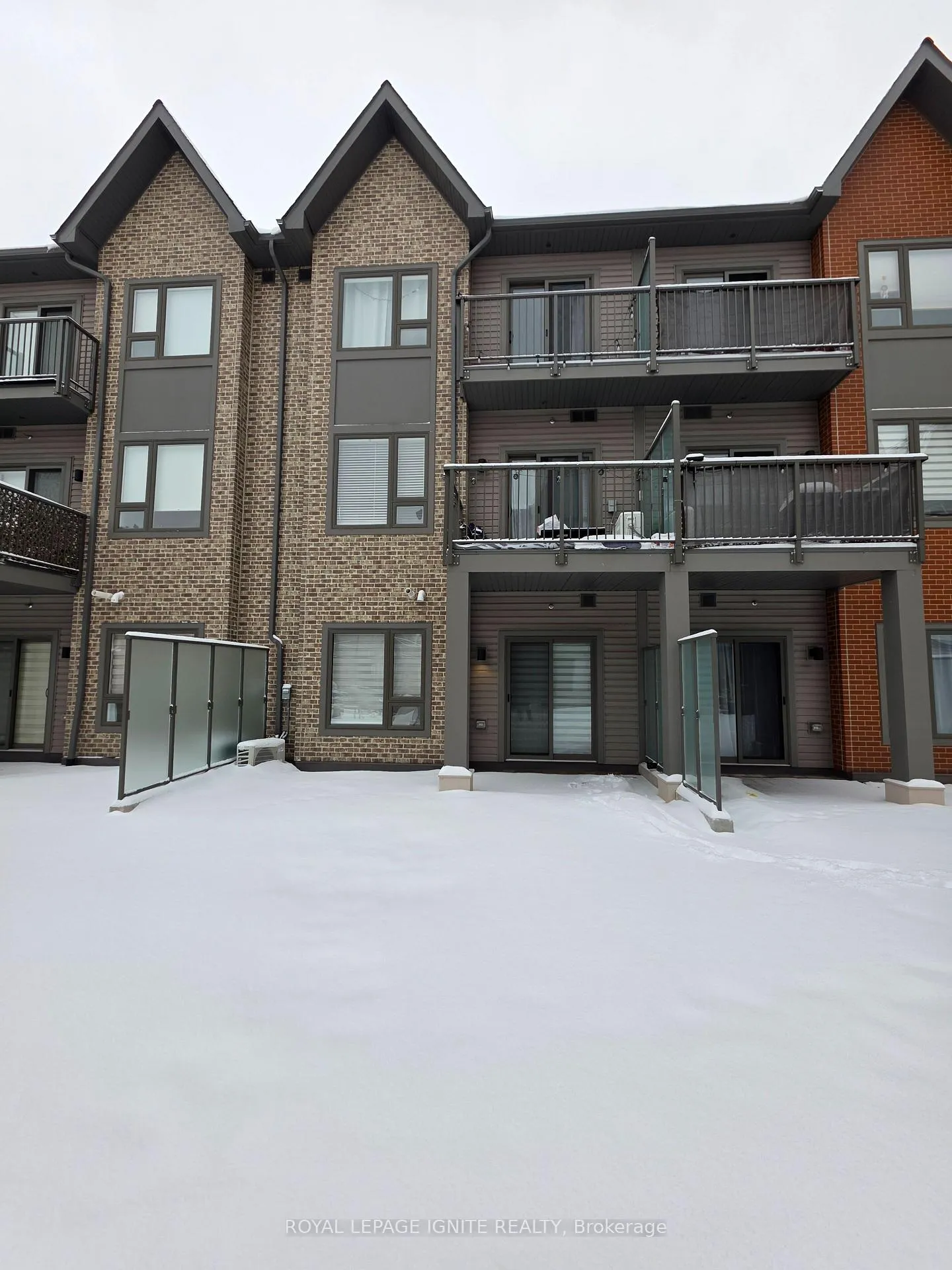 Photo 13 of Unit 409, 2635 William Jackson Drive, Pickering, Duffin Heights — HOMEH