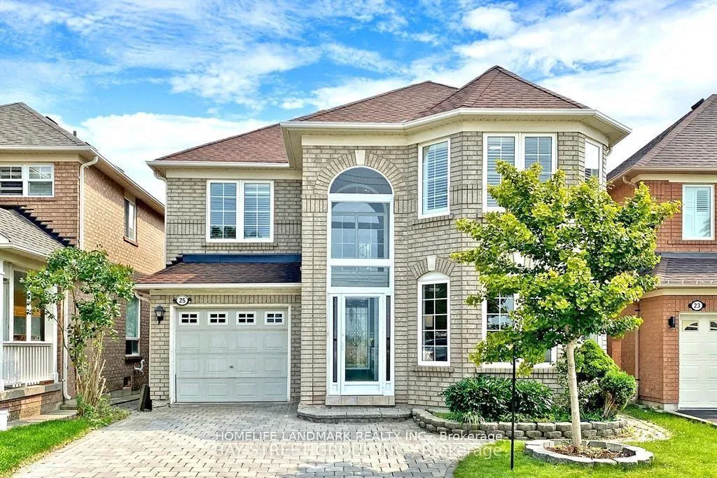 Photo 1 of 25 Tower Bridge Crescent S, Markham, Berczy — HOMEH