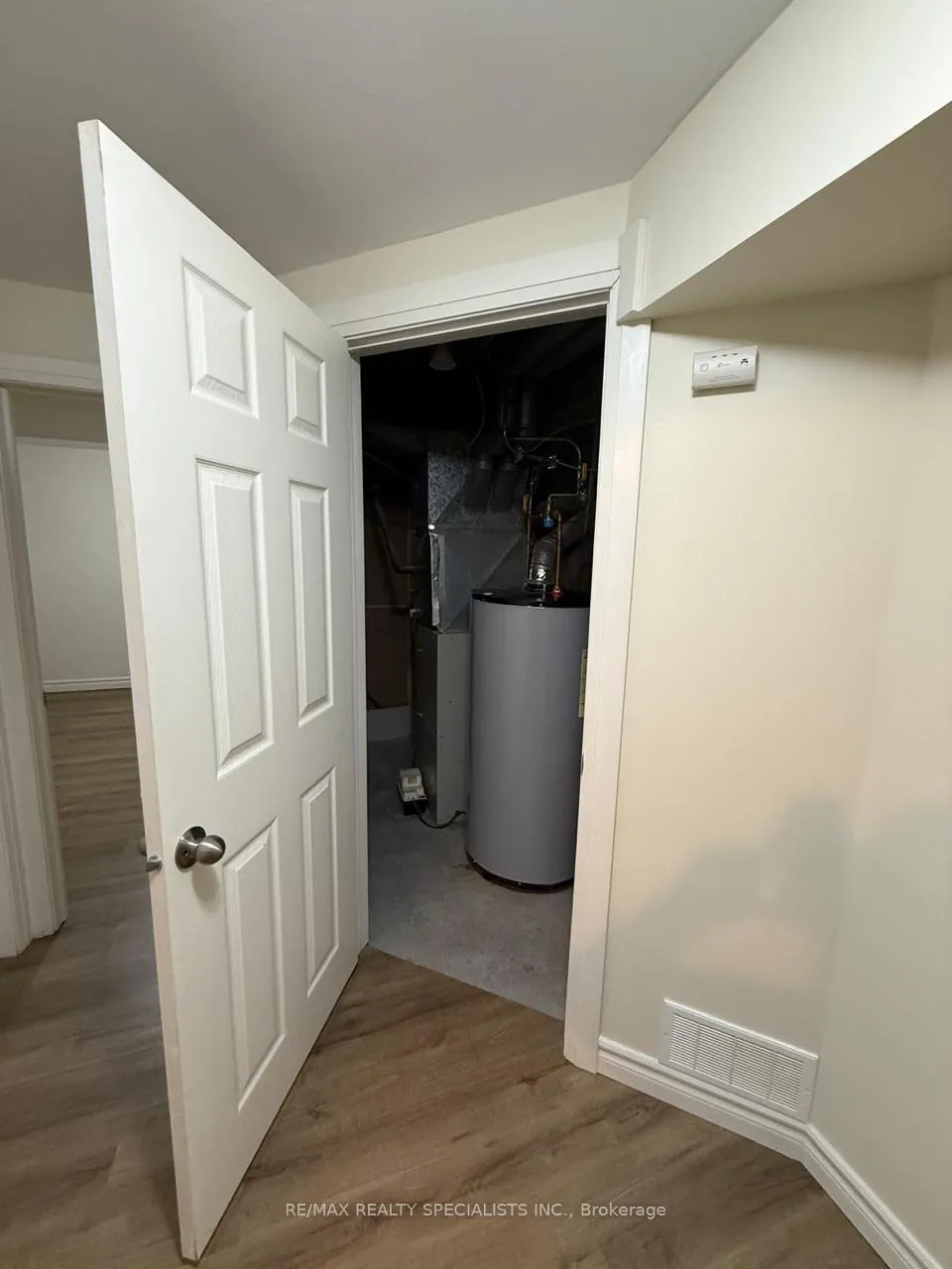 Photo 32 of Unit 6, 15 Scenic Drive, Kitchener — HOMEH