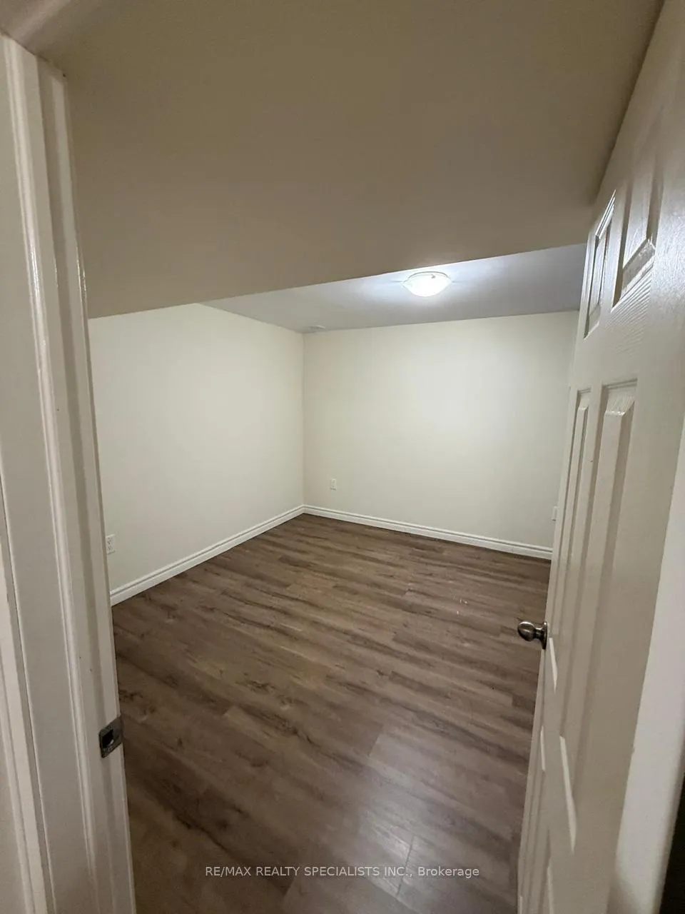 Photo 34 of Unit 6, 15 Scenic Drive, Kitchener — HOMEH