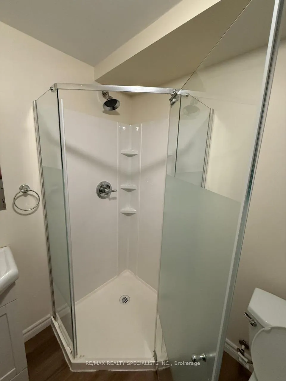 Photo 38 of Unit 6, 15 Scenic Drive, Kitchener — HOMEH