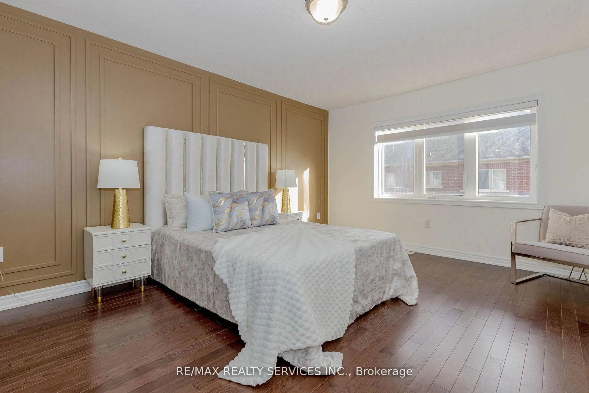Photo 16 of 60 True Blue Crescent, Caledon, Bolton East — HOMEH