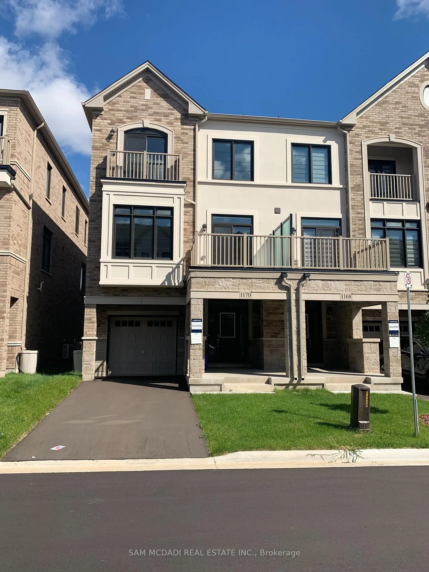 Photo 1 of 1170 Lloyd Landing Drive E, Milton, Ford — HOMEH