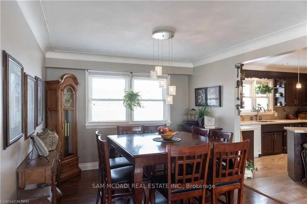 Photo 9 of Unit Upper, 7003 Ann Street, Niagara Falls, Arad/Fallsview — HOMEH
