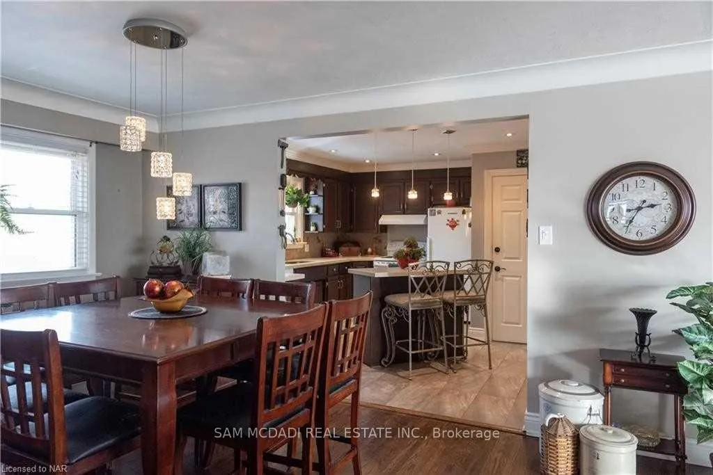 Photo 14 of Unit Upper, 7003 Ann Street, Niagara Falls, Arad/Fallsview — HOMEH