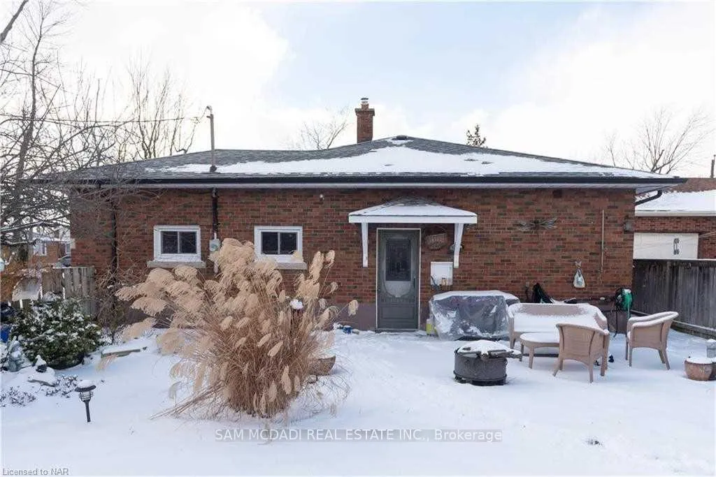 Photo 22 of Unit Upper, 7003 Ann Street, Niagara Falls, Arad/Fallsview — HOMEH