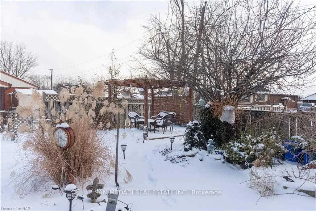 Photo 23 of Unit Upper, 7003 Ann Street, Niagara Falls, Arad/Fallsview — HOMEH