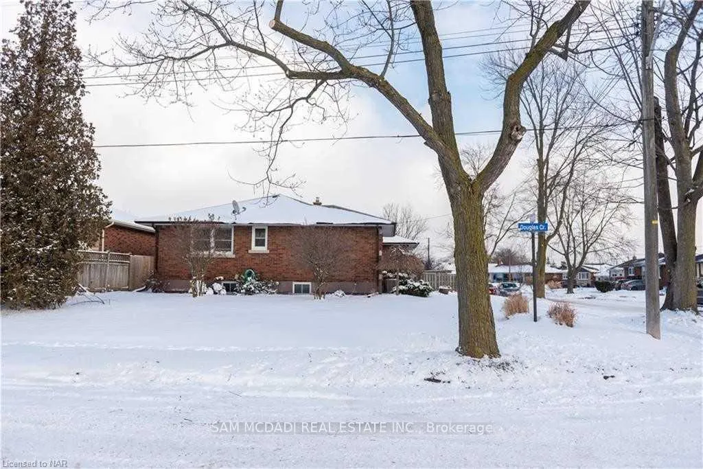 Photo 24 of Unit Upper, 7003 Ann Street, Niagara Falls, Arad/Fallsview — HOMEH