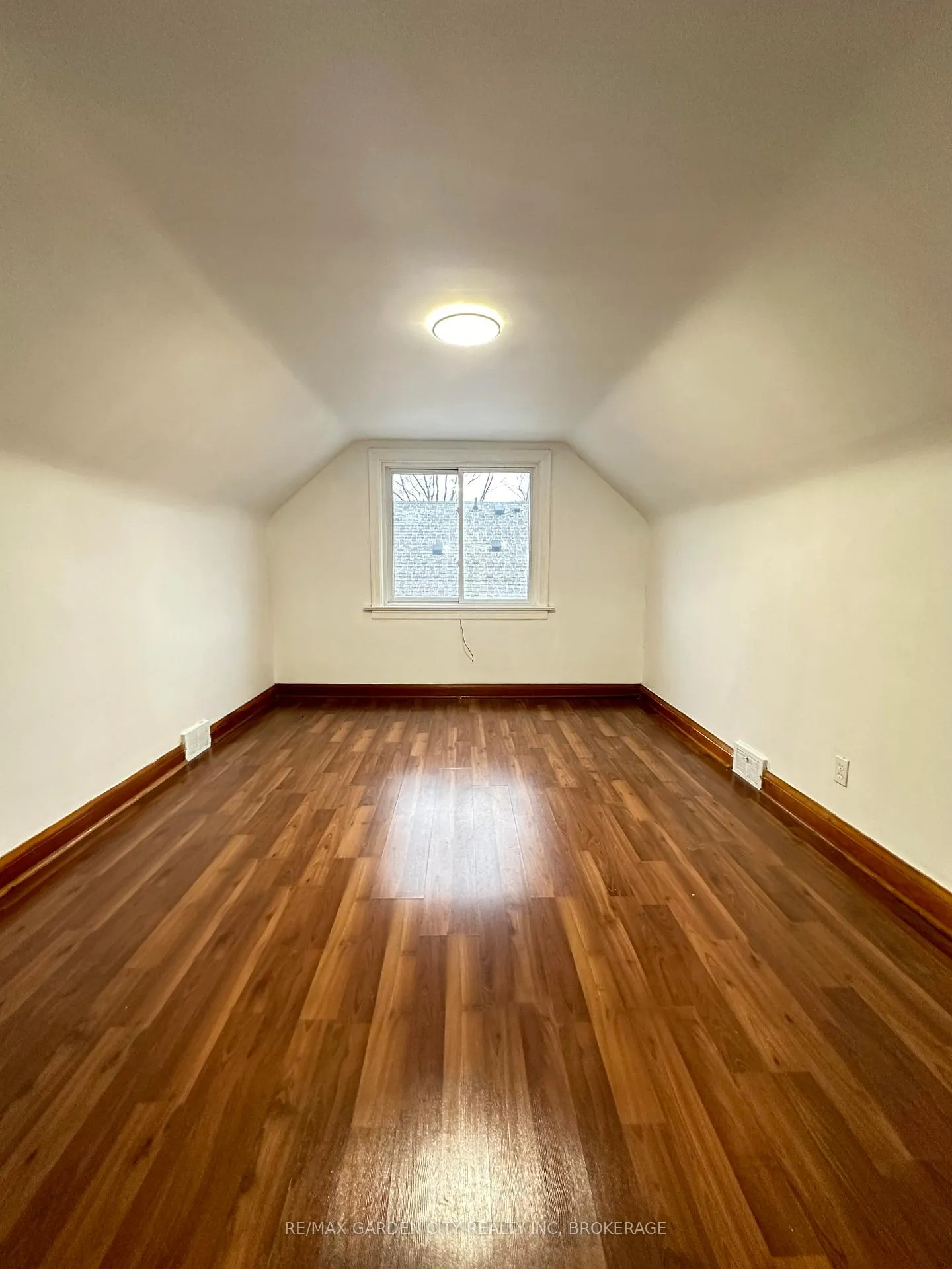 Photo 17 of Unit 1, 6688 Bellevue Street, Niagara Falls, Morrison — HOMEH