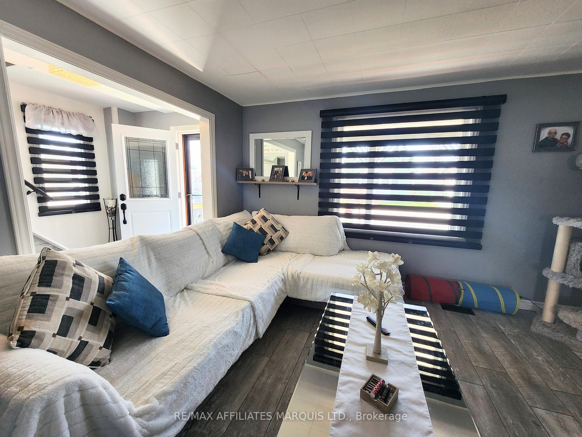 Photo 3 of 827 Amelia Street, Cornwall — HOMEH