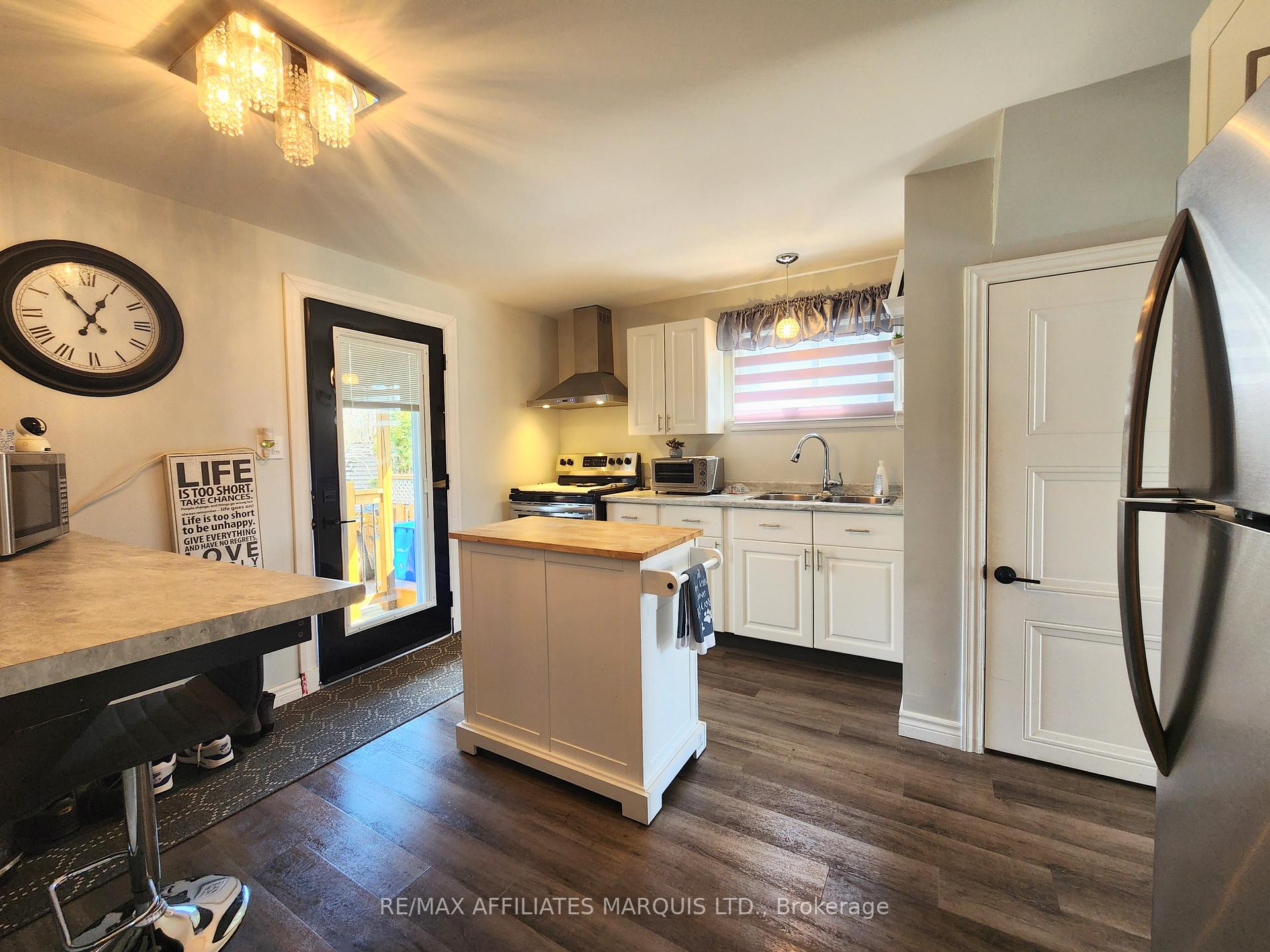 Photo 8 of 827 Amelia Street, Cornwall — HOMEH