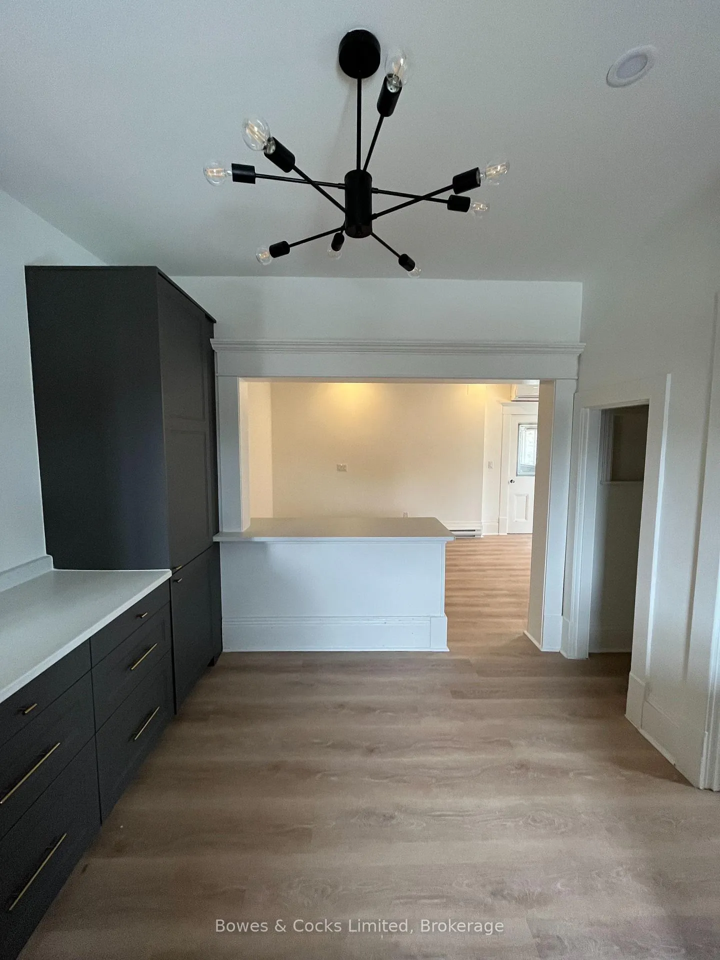 Photo 7 of Unit Upper, 275 Rubidge Street, Peterborough, Town Ward 3 — HOMEH